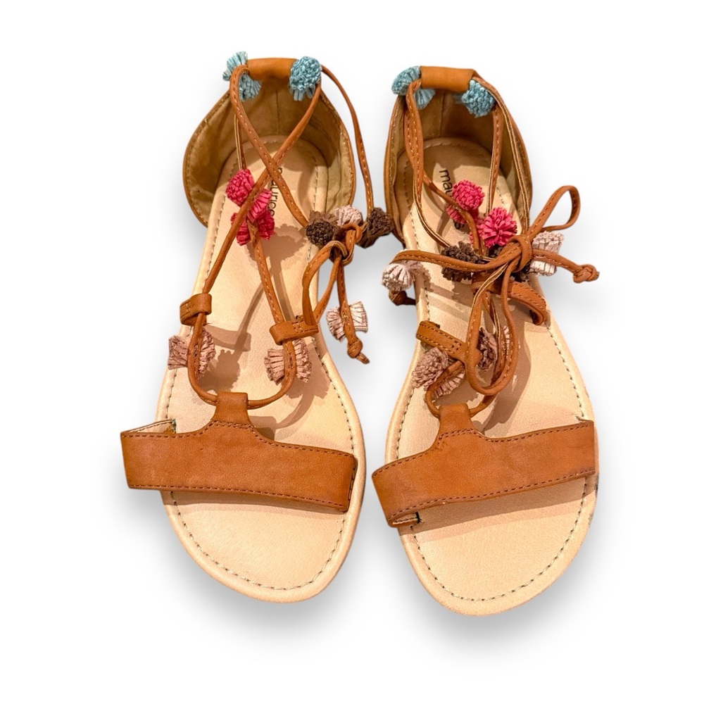 Maurices Brown Faux Leather Lace Up‎ Tassel Pom Pom Flat Sandals Sz 8